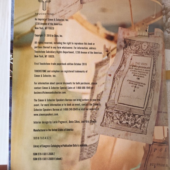 Junk Gypsy Designing Life Amie Jolie Sikes Softcover Book 2016 Like New - Picture 3 of 3